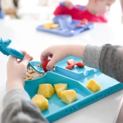 3pc Plastic Unicorns Dinnerware Set - Dinneractive -Kiddo Land Store GUEST 30da6bf4 b9e5 405f 9ffd 24bfb6258f59