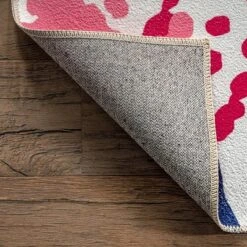 NuLOOM Pinkie Machine Washable Handprint Kids Area Rug -Kiddo Land Store GUEST 83058a32 a135 4811 b309 3de134b72679